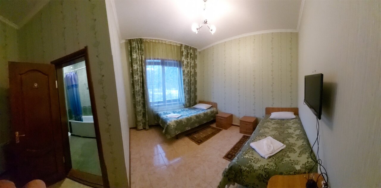 Гостиница Корона Домбай