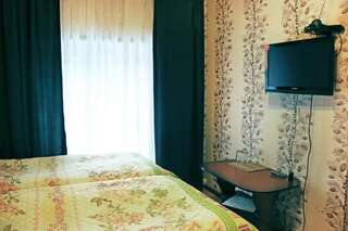 Гостиница Корона Домбай Улучшенный двухместный номер с 1 кроватью или 2 отдельными кроватями, вид на горы-10