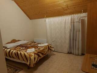 Гостиница Корона Домбай Улучшенный двухместный номер с 1 кроватью или 2 отдельными кроватями, вид на горы-15